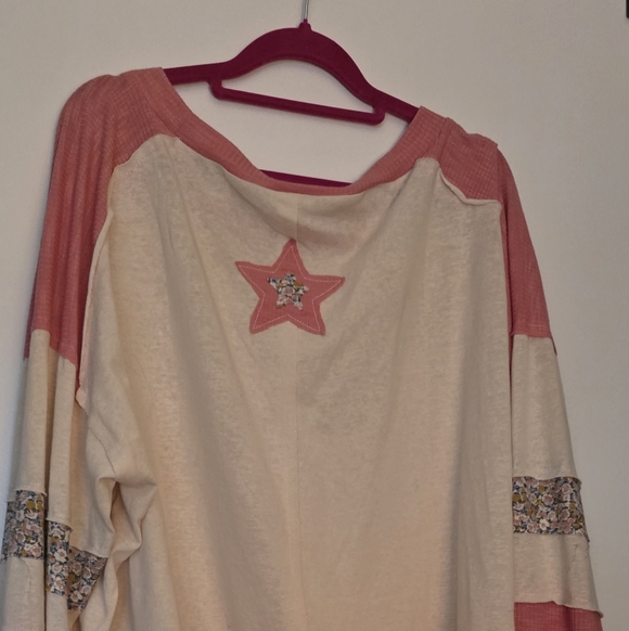 POL Cream and Pink Star Tunic - Picture 5 of 5